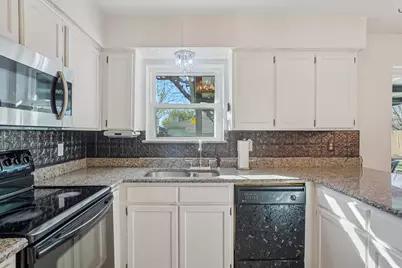 1105 Parkhill Avenue, Saginaw, TX 76179 - Photo 14