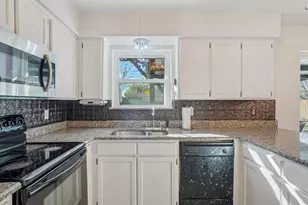 1105 Parkhill Ave, Saginaw, TX 76179 - Photo 14