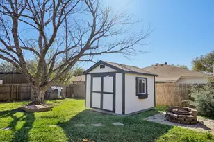 1105 Parkhill Ave, Saginaw, TX 76179 - Photo 24