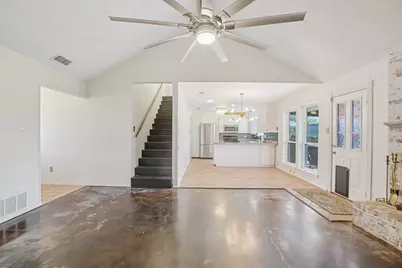 1105 Parkhill Avenue, Saginaw, TX 76179 - Photo 10