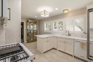 421 W Hazelwood Dr, Fort Worth, TX 76107 - Photo 18