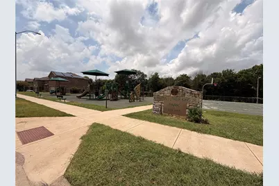 950 Bluff View Drive, Hutchins, TX 75141 - Photo 4