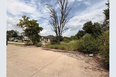 950 Bluff View Drive, Hutchins, TX 75141 - Photo 2