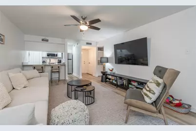 4837 Cedar Springs Road #110, Dallas, TX 75219 - Photo 4