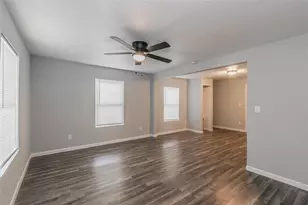 1809 Daniel St, Fort Worth, TX 76104 - Photo 2