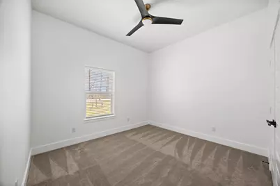 302 E Glenwood, Mabank, TX 79903 - Photo 14