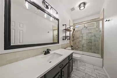 608 Walnut Hollow Drive, Mansfield, TX 76063 - Photo 22