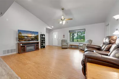 104 County Road 1114, Bogata, TX 75417 - Photo 4