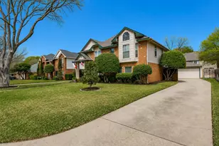 3438 Spring Willow Dr, Grapevine, TX 76051 - Photo 2