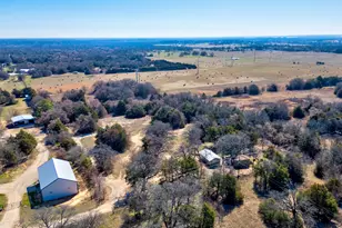 374 Hideaway Ln, Valley View, TX 76272 - Photo 30