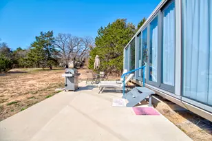 374 Hideaway Ln, Valley View, TX 76272 - Photo 18