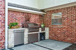 4710 Bobbitt Dr, Dallas, TX 75229 - Photo 40