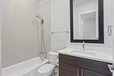 381 E Greenbriar Lane #501, Dallas, TX 75203 - Photo 32