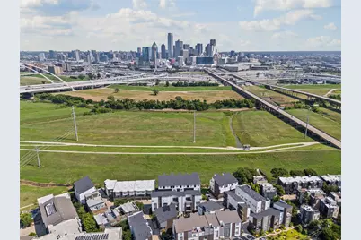 381 E Greenbriar Lane #501, Dallas, TX 75203 - Photo 4