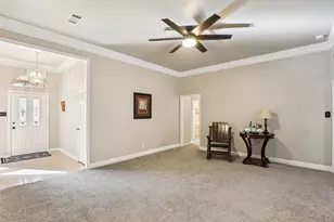 516 Shady Oaks Trail, Burleson, TX 76028 - Photo 4