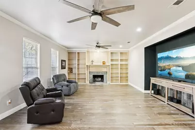 516 Shady Oaks Trail, Burleson, TX 76028 - Photo 8