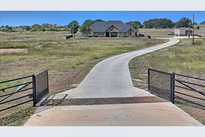 1150 Lone Star Road, Bowie, TX 76230 - Photo 34