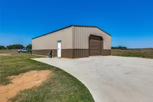 1150 Lone Star Rd, Bowie, TX 76230 - Photo 10