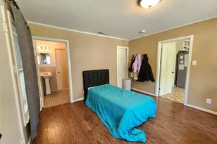 319 E Hubbard St, Lindale, TX 75771 - Photo 16