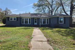 319 E Hubbard St, Lindale, TX 75771 - Photo 1