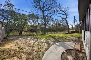 5511 Parliament Dr, Arlington, TX 76017 - Photo 30