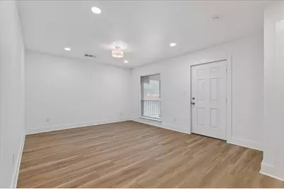 1227 Fernwood Avenue, Dallas, TX 75216 - Photo 2