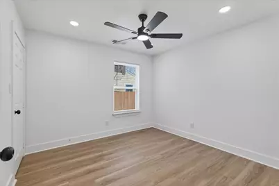 1227 Fernwood Avenue, Dallas, TX 75216 - Photo 8