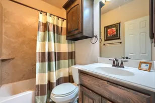 11317 Dujon Ln, Dallas, TX 75218 - Photo 30