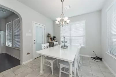 717 Seabourne Drive, Saginaw, TX 76179 - Photo 12