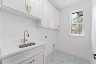 903 Dupont Cir, Corsicana, TX 75110 - Photo 32