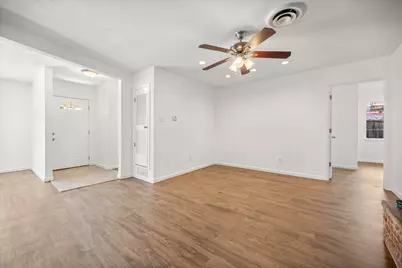 5816 Sandra Drive, Fort Worth, TX 76133 - Photo 4