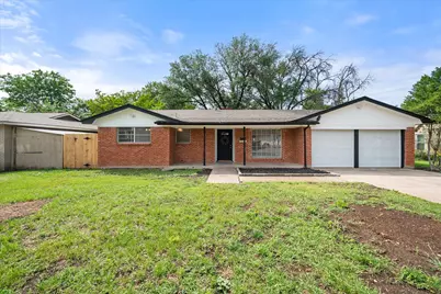 5816 Sandra Drive, Fort Worth, TX 76133 - Photo 2