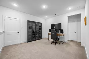 3481 Rosebud Park Ln, Dallas, TX 75229 - Photo 18