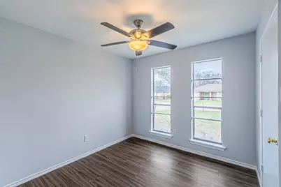 302 West Court, Glenn Heights, TX 75154 - Photo 12