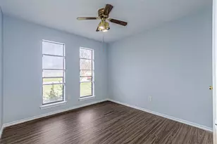 302 West Ct, Glenn Heights, TX 75154 - Photo 18