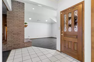 2315 Stone Glen Ln, Carrollton, TX 75007 - Photo 6