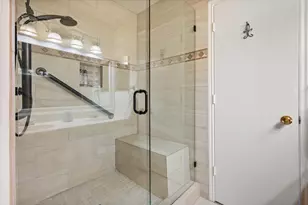 2139 Hacienda Ct, Grand Prairie, TX 75052 - Photo 22