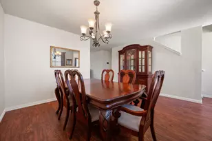 2139 Hacienda Ct, Grand Prairie, TX 75052 - Photo 4