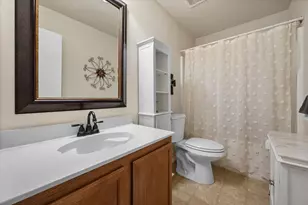 2139 Hacienda Ct, Grand Prairie, TX 75052 - Photo 28