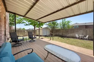 2139 Hacienda Ct, Grand Prairie, TX 75052 - Photo 34