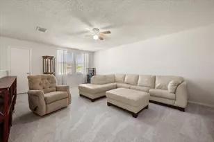 2139 Hacienda Ct, Grand Prairie, TX 75052 - Photo 26