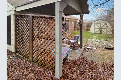 1004 Ashmount Lane, Arlington, TX 76017 - Photo 16