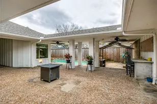 7148 Roundrock Rd, Dallas, TX 75248 - Photo 38