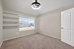 205 Lake Village Dr, McKinney, TX 75071 - Photo 14