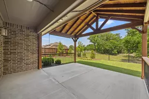 203 Dove Hvn Dr, Wylie, TX 75098 - Photo 2