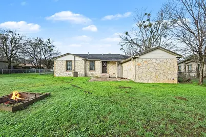 108 N Cherry Lane, Granbury, TX 76048 - Photo 24