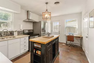 429 Vernet St, Richardson, TX 75080 - Photo 12