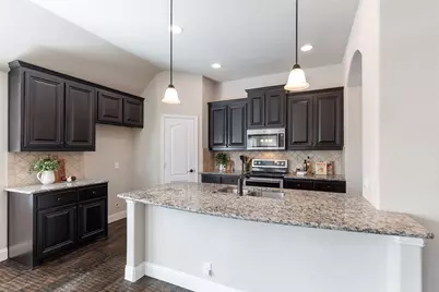 325 Sherbrook Street, Van Alstyne, TX 75495 - Photo 10