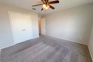 1006 Blackberry Trail, Lancaster, TX 75134 - Photo 6