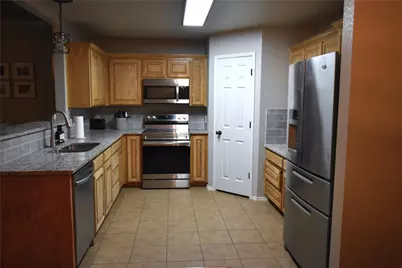 1008 Redfish Drive, Burleson, TX 76028 - Photo 6